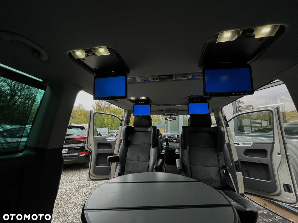 Volkswagen Multivan - 35