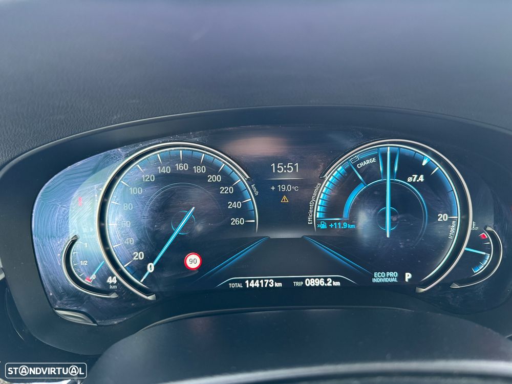 BMW 520 d Pack M Auto - 25