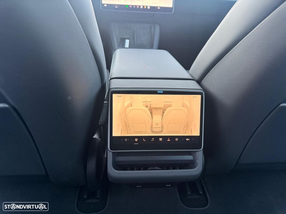 Tesla Model 3 Long Range Tração Traseira - 10