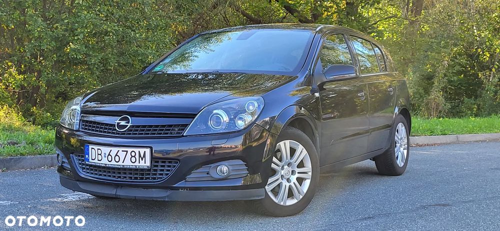 Opel Astra 1.6 Easytronic Cosmo - 1