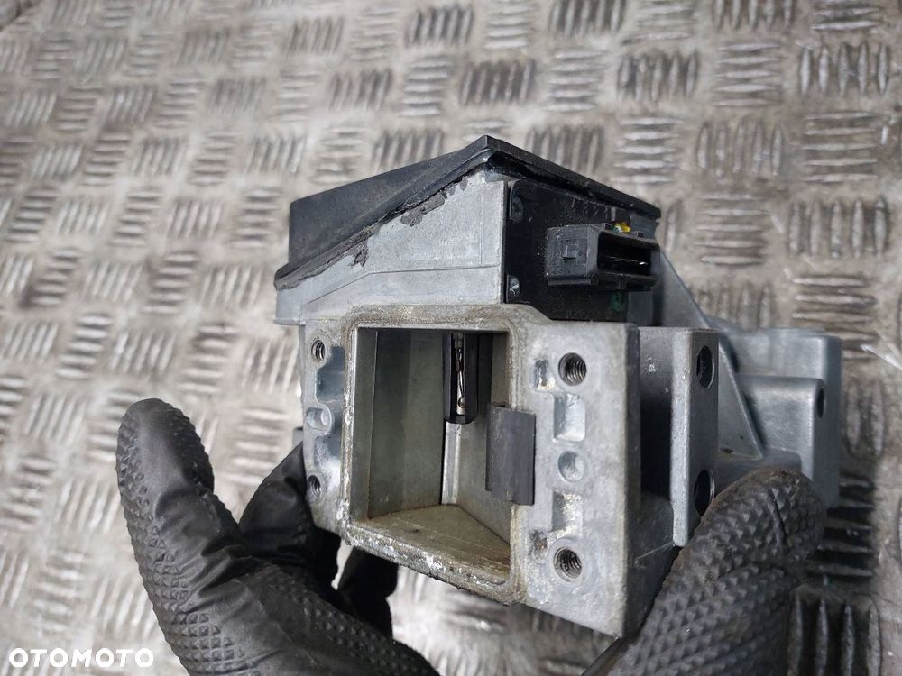 PRZEPŁYWOMIERZ VOLKSWAGEN PASSAT B3 2.0 8V 037906301B 0280202138 - 3