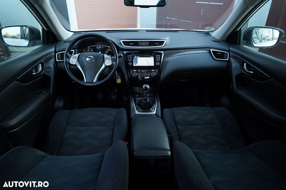 Nissan X-Trail 1.6 dCi ALL-MODE 4x4i N-Connecta - 4