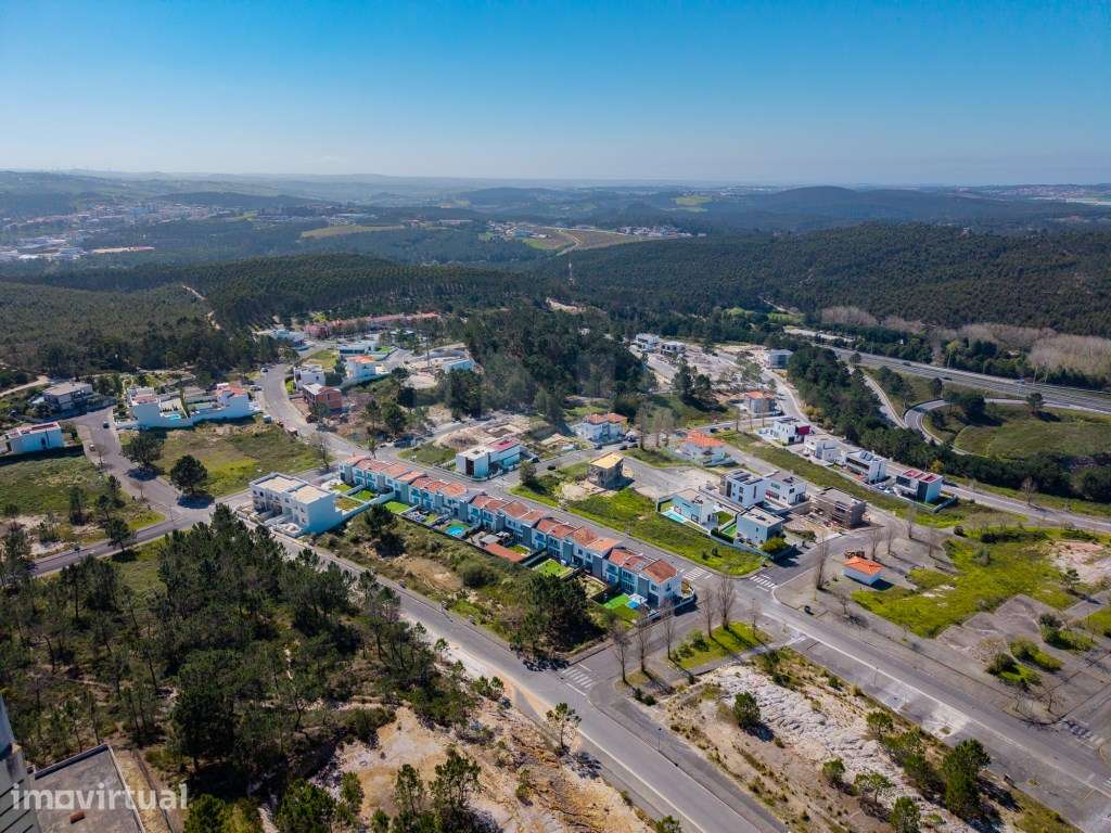 Lote 235 para venda na Urbanização Portela da Villa, Torres Vedras - Grande imagem: 2/17