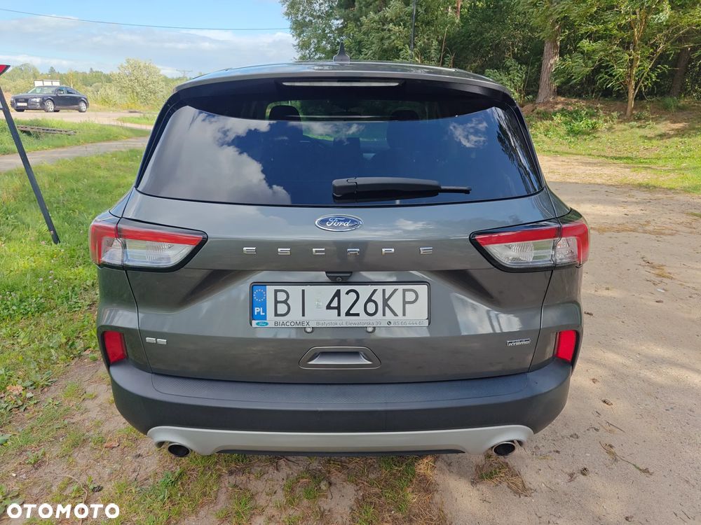Ford Kuga - 12