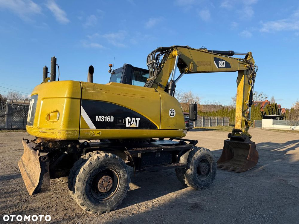 Caterpillar M316D - 4