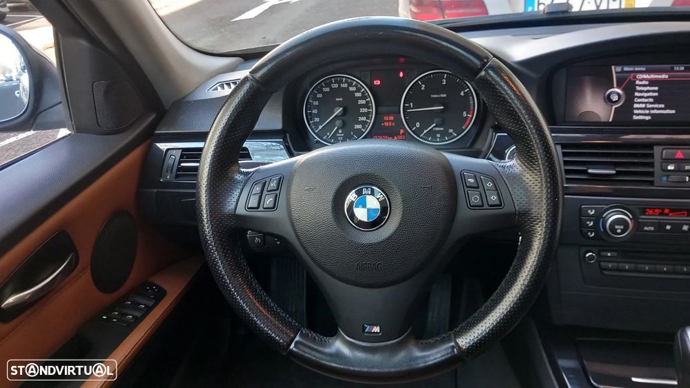 BMW 320 d Sport Auto - 12
