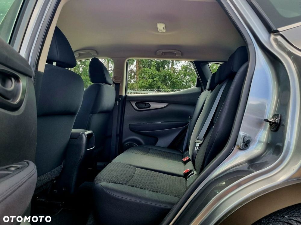 Nissan Qashqai 1.2 DIG-T Visia - 10