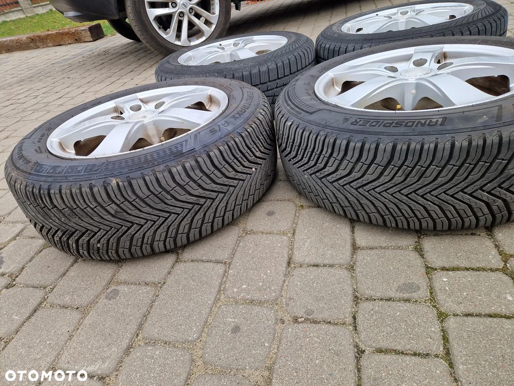 Nissan Juke 1.6 Visia - 26