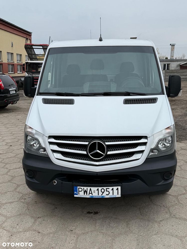 Mercedes-Benz Sprinter - 1