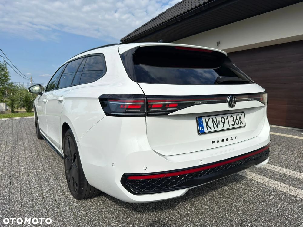 Volkswagen Passat - 34
