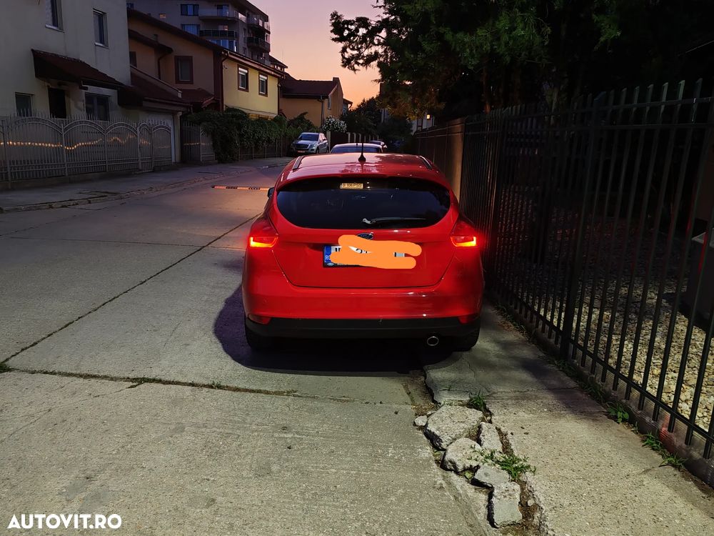Ford Focus 1.5 EcoBoost Titanium - 13