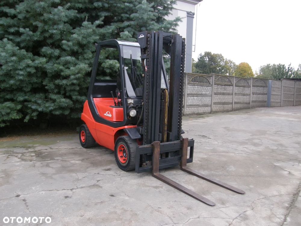 Linde H25D-02 1998 TRIPLEX 4,70m przesuw sprowadzony - 17