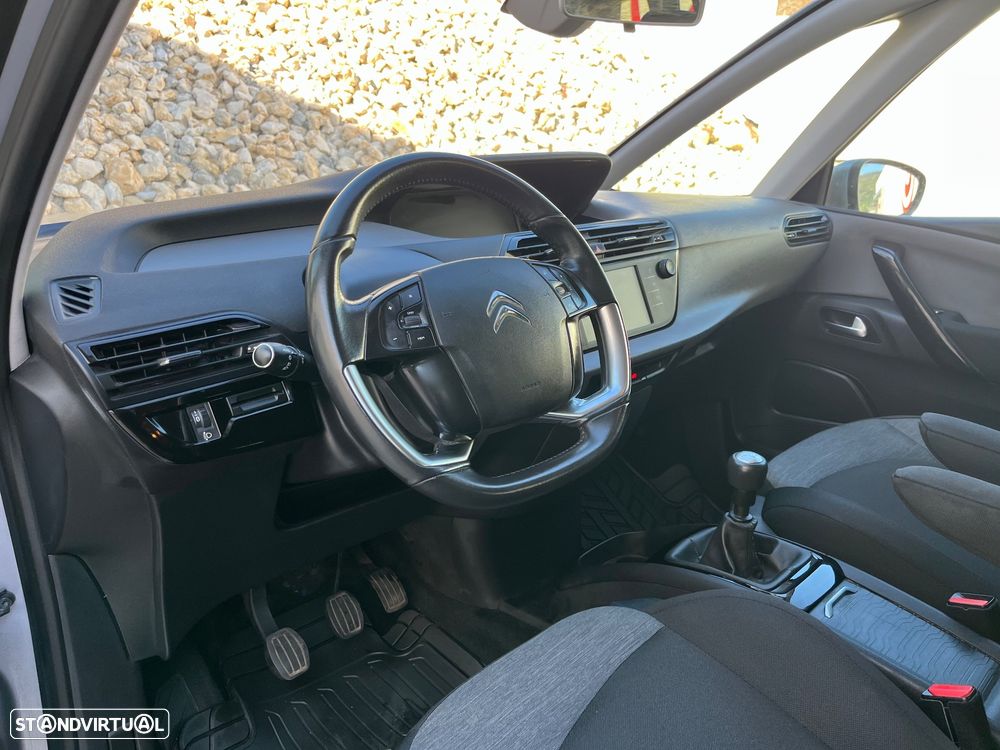 Citroën C4 PureTech 130 Stop&Start SHINE - 17