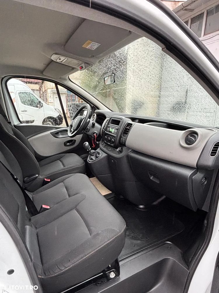 Renault Trafic - 9