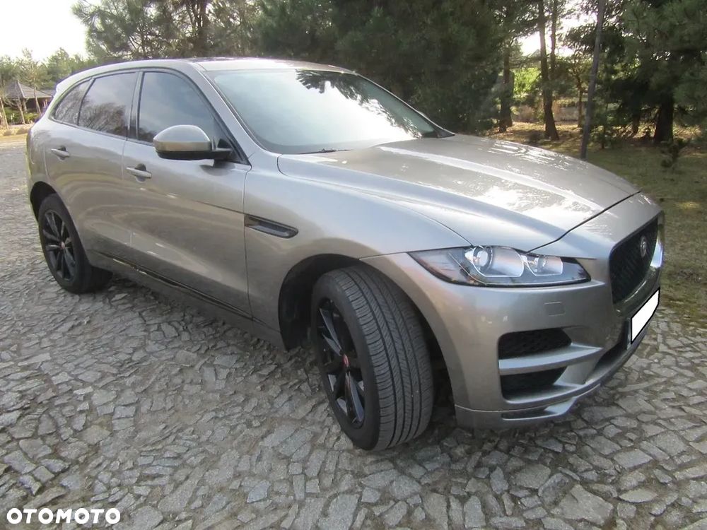 Jaguar F-Pace 2.0 i4P AWD Prestige - 4