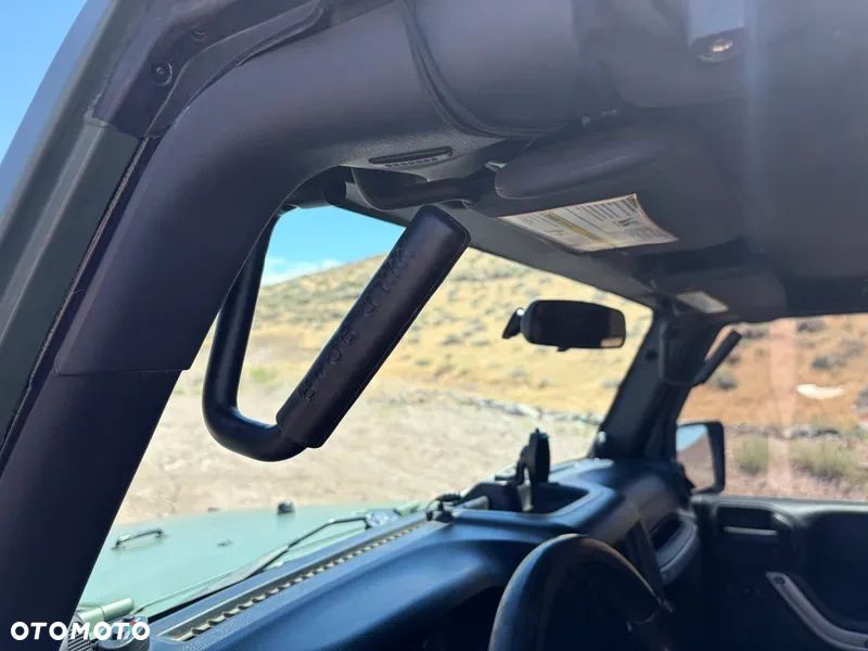 Jeep Wrangler - 20