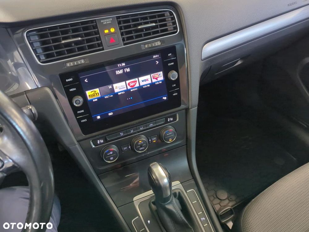 Volkswagen Golf 1.5 TSI BMT Evo Comfortline DSG - 10