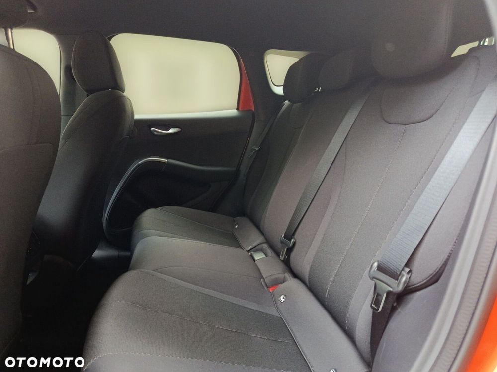 BYD Dolphin - 17