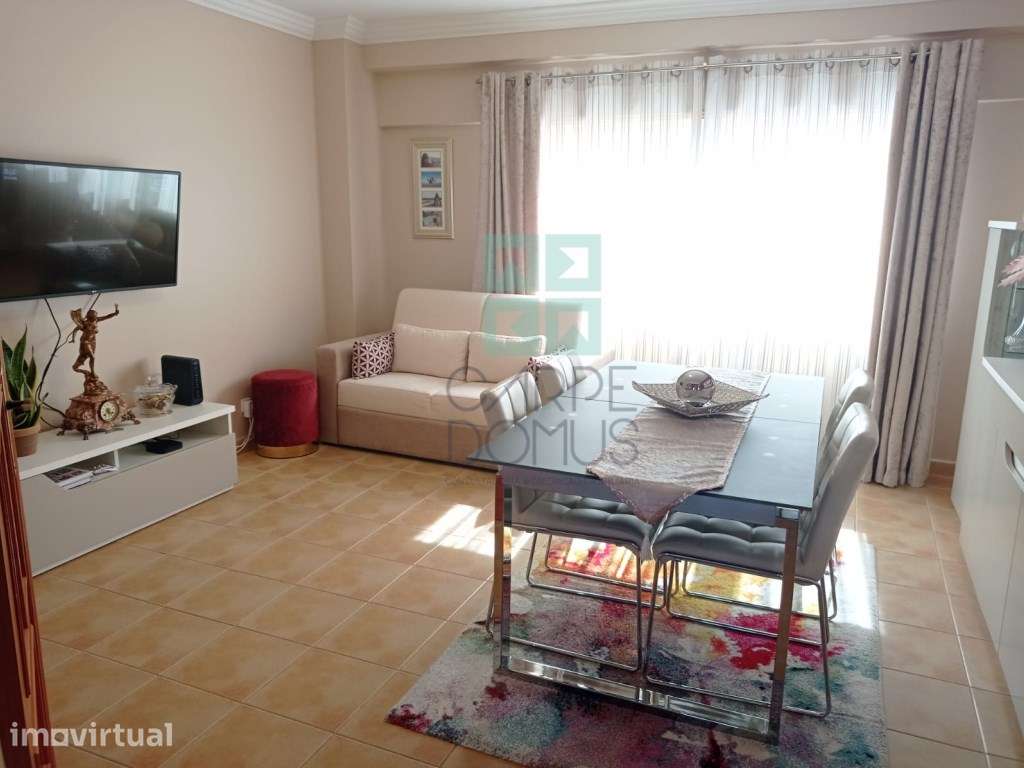 Apartamento T2, com arrecadação - Jardim da Radial - Ramada, Odivelas - Grande imagem: 5/30