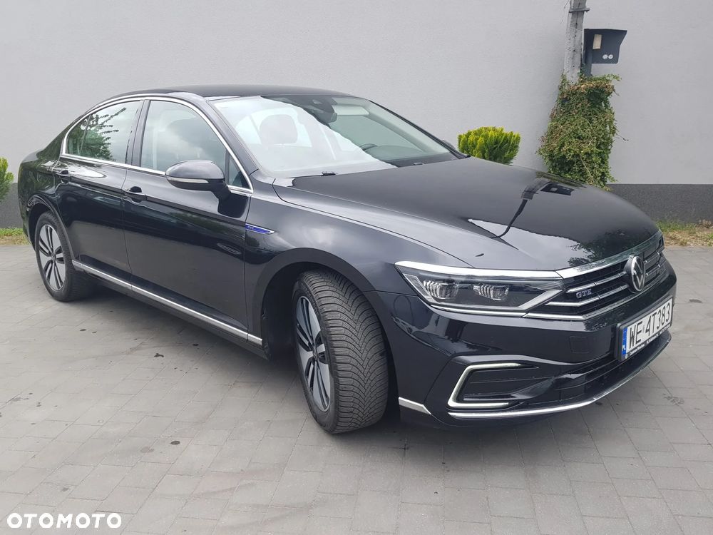 Volkswagen Passat - 24