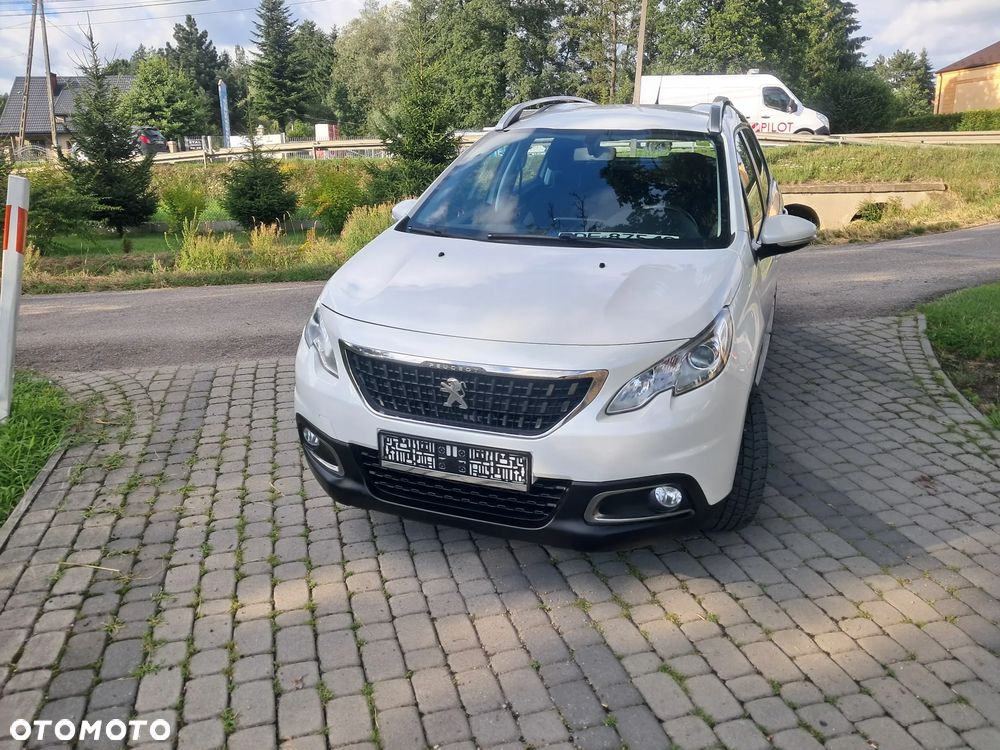 Peugeot 2008 1.6 e-HDi Allure S&S - 3