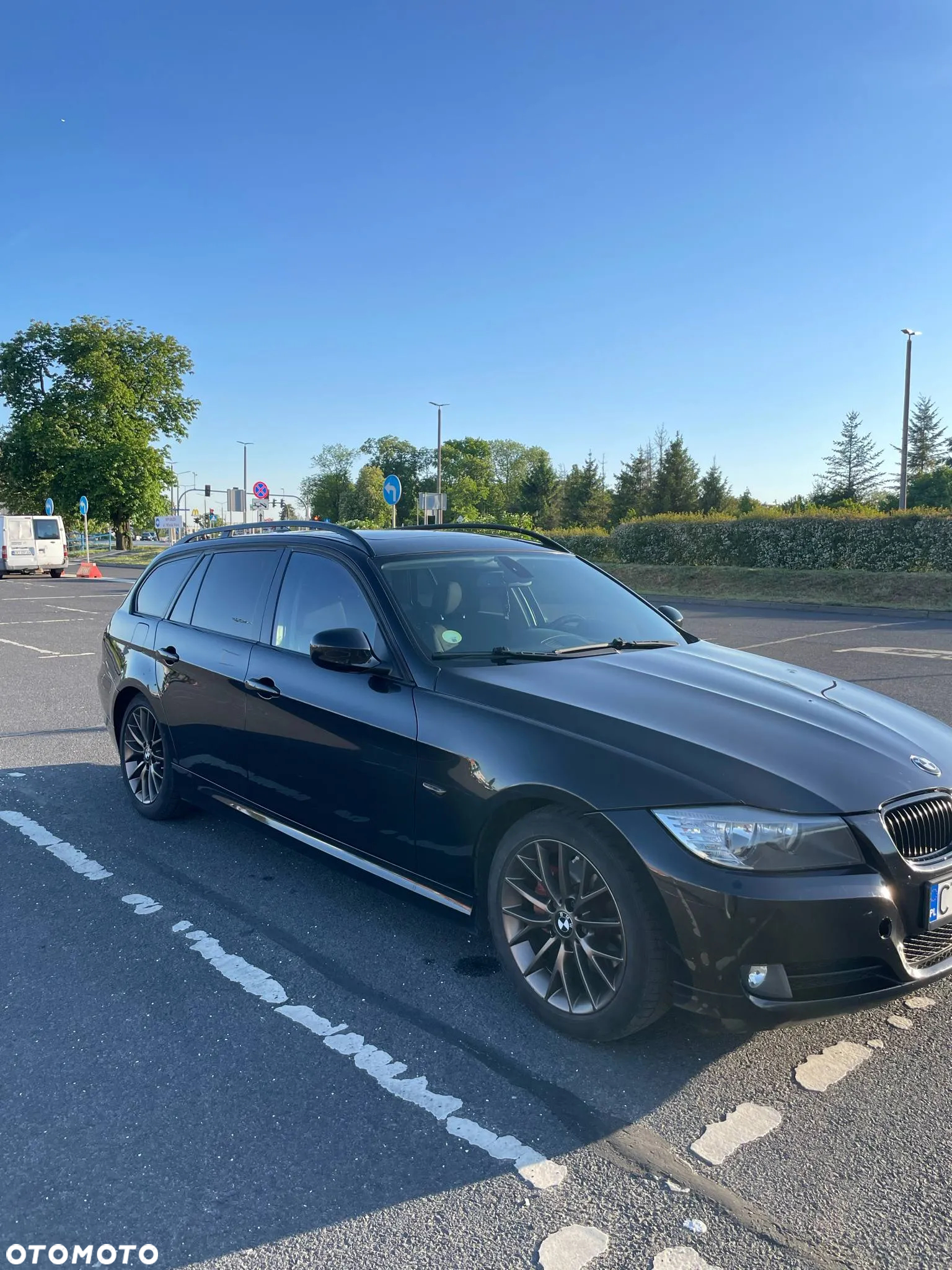 BMW Seria 3 318d - 4