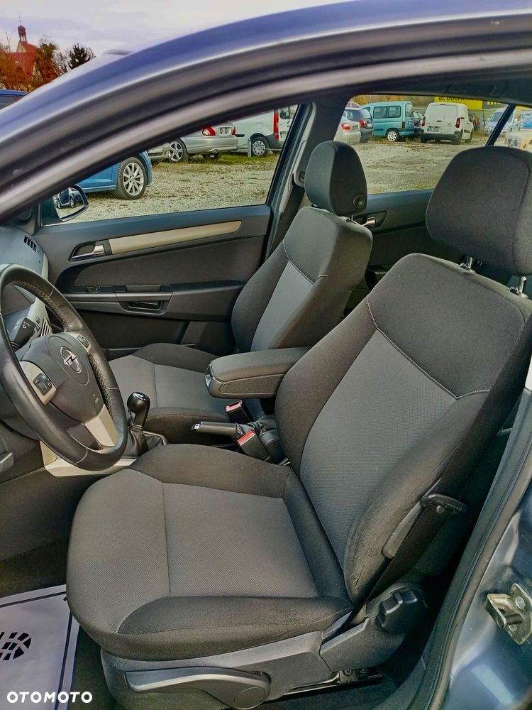 Opel Astra 1.4 Selection 110 Jahre - 7