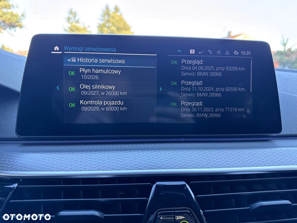 BMW Seria 5 530e iPerformance xDrive M Sport sport - 34