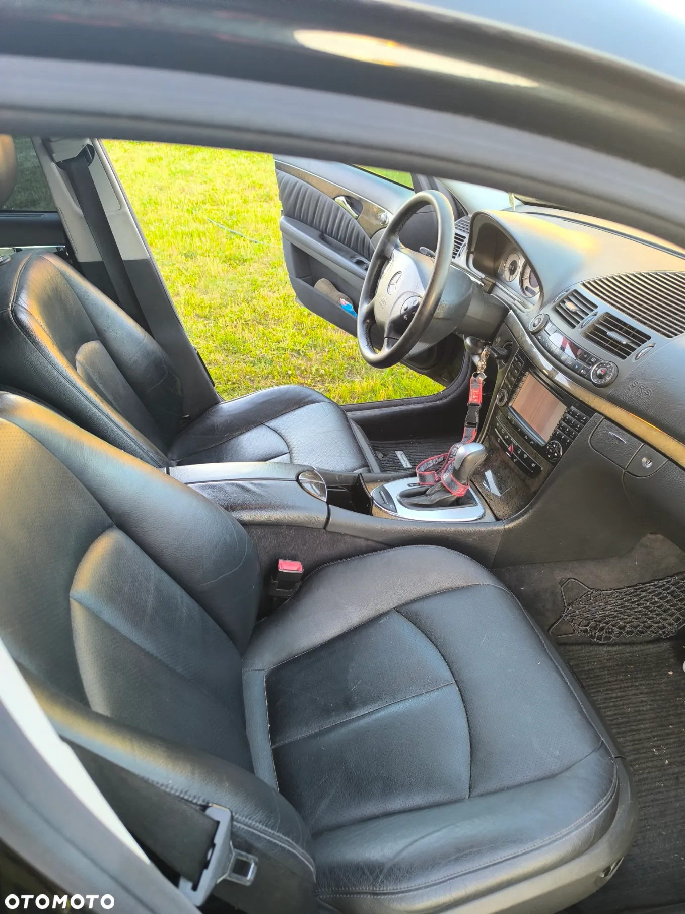 Mercedes-Benz Klasa E 320 CDI T Avantgarde - 9
