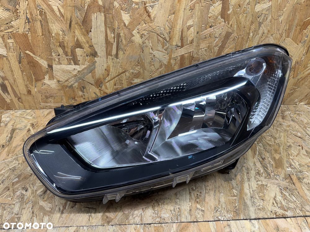 Przednia lewa lampa Ford transit courier - 1