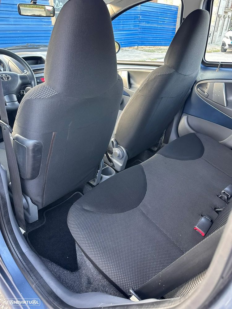 Toyota Aygo 1.0 Plus Sport Pack - 10