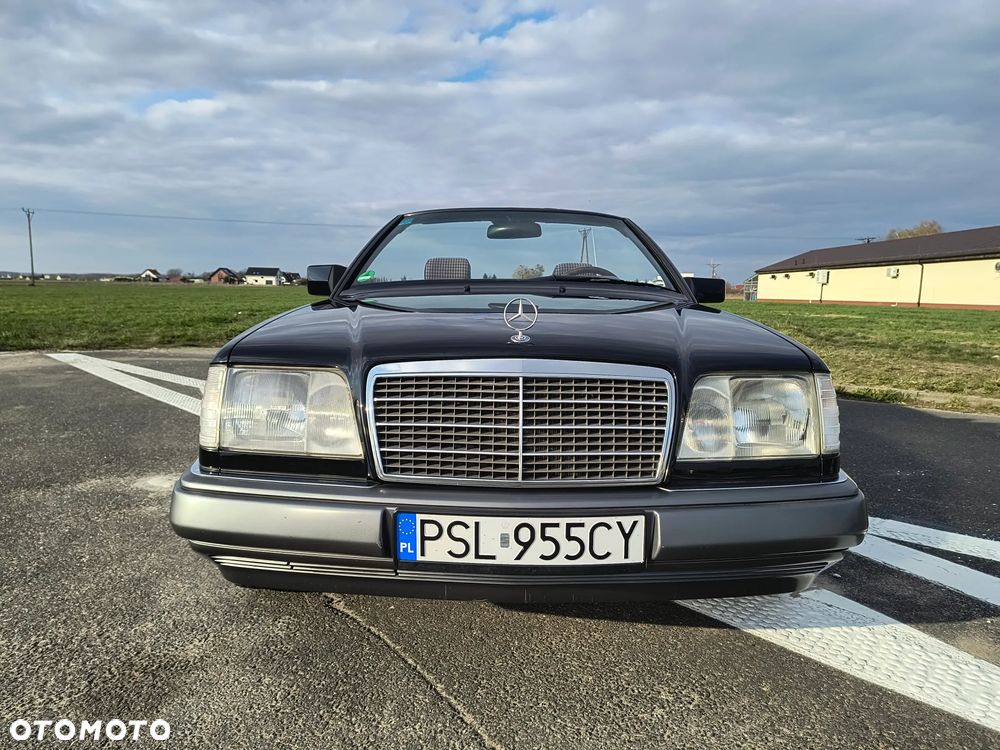 Mercedes-Benz W124 (1984-1993) - 12