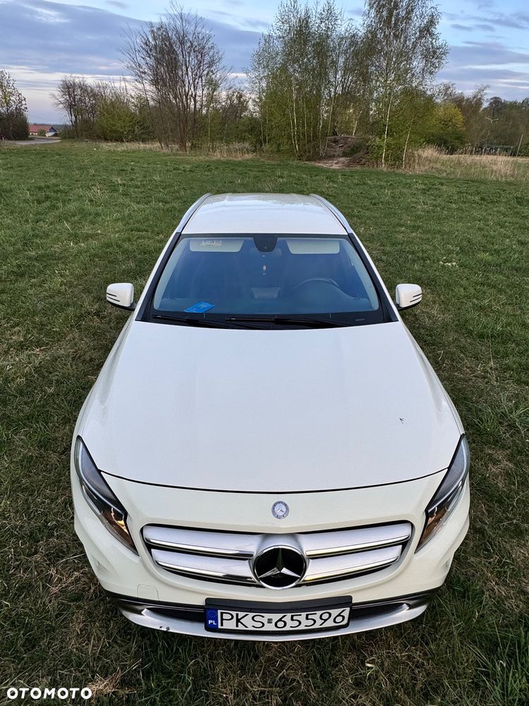 Mercedes-Benz GLA 200 7G-DCT SCORE - 38