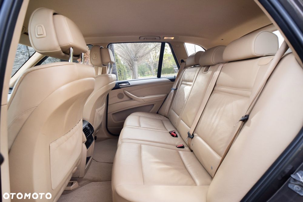 BMW X5 - 12