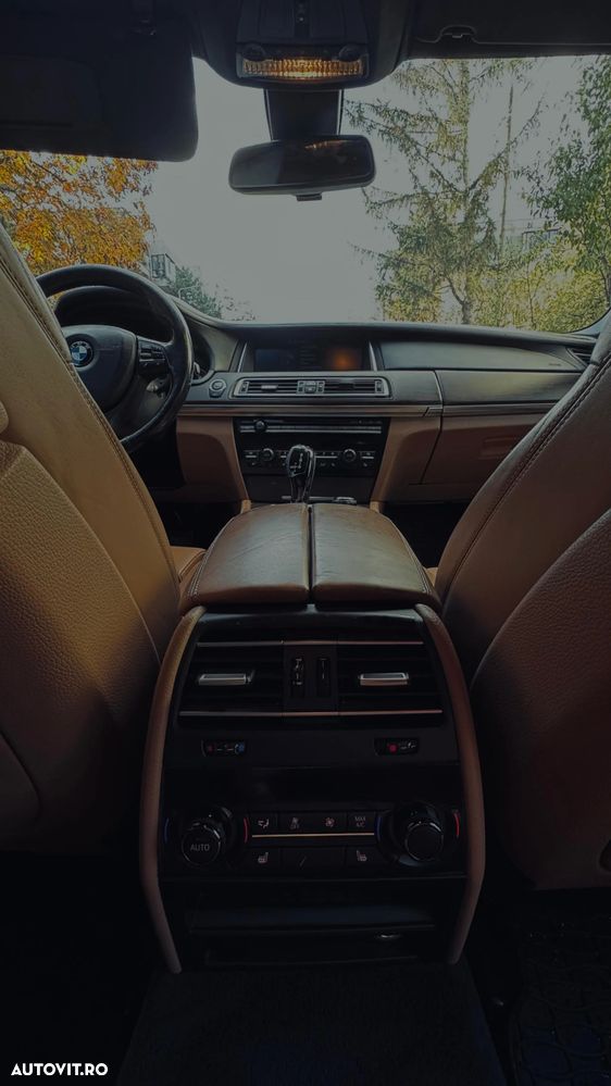 BMW Seria 7 740d xDrive - 5