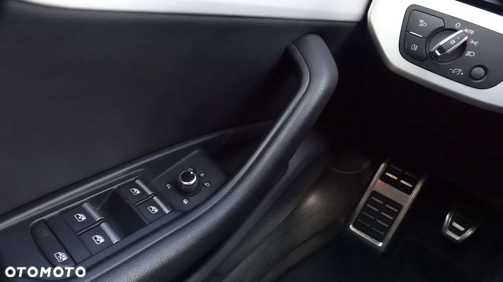Audi A4 Avant - 32