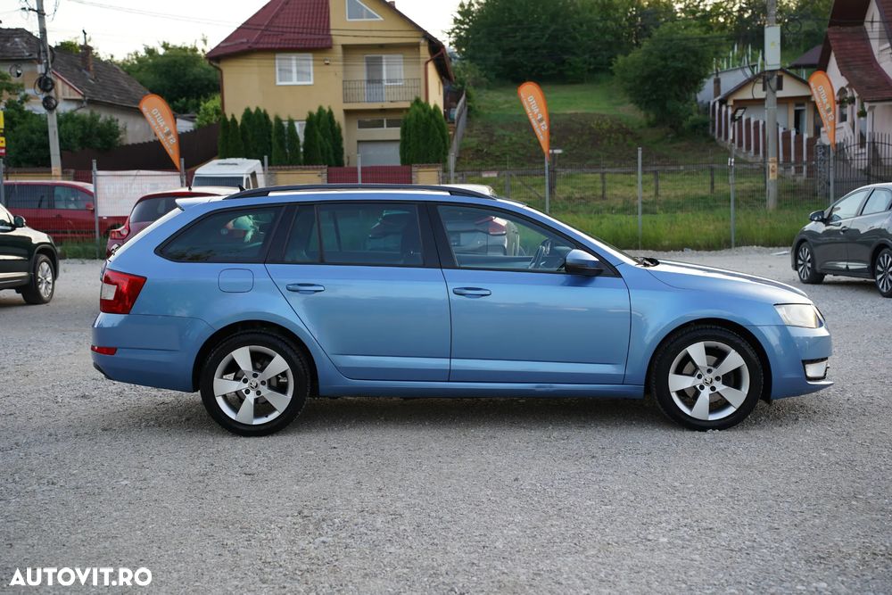 Skoda Octavia 2.0 TDI DSG Drive - 2