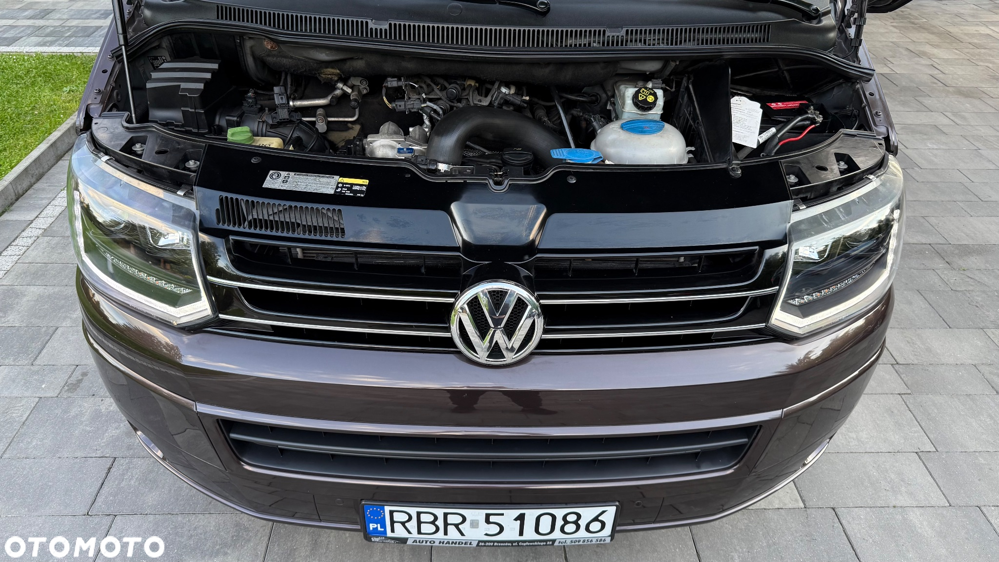 Volkswagen Multivan - 14