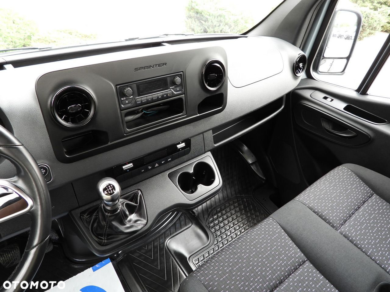 Mercedes-Benz SPRINTER 315 SKRZYNIA 8 PALET TEMPOMAT KLIMATYZACJA  150KM - 32