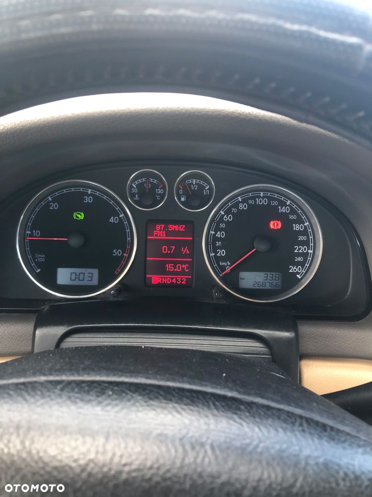 Volkswagen Passat - 8