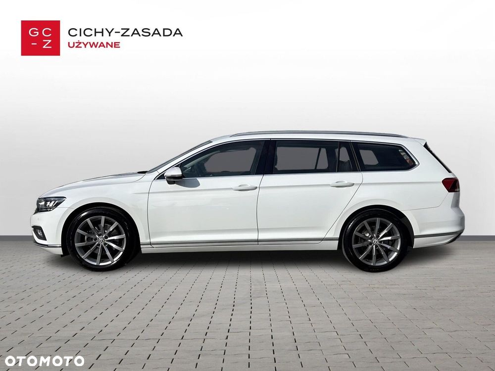 Volkswagen Passat Variant 2.0 TDI SCR Elegance DSG - 2