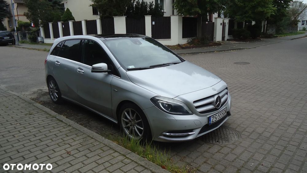 Mercedes-Benz Klasa B 200 CDI BlueEFFICIENCY Edition 1 - 2