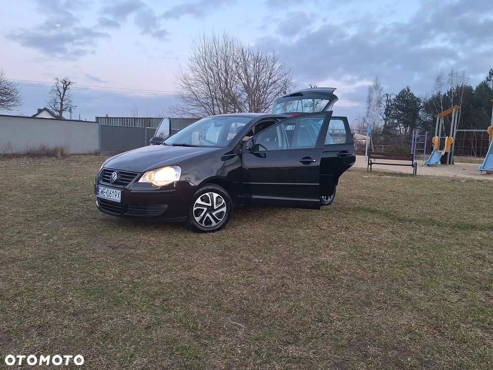 Volkswagen Polo 1.4 Comfortline - 17