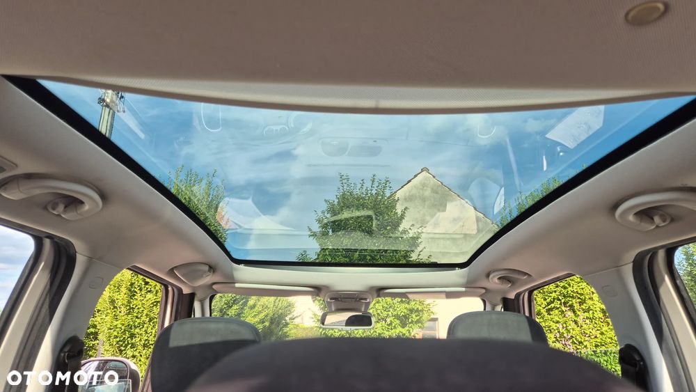 Fiat 500L 1.4 16V Urban Edition - 29