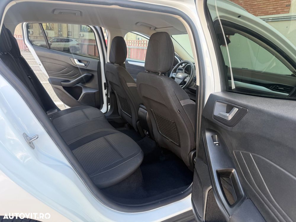 Ford Focus 1.5 EcoBlue Start-Stopp-System Aut. TITANIUM - 15