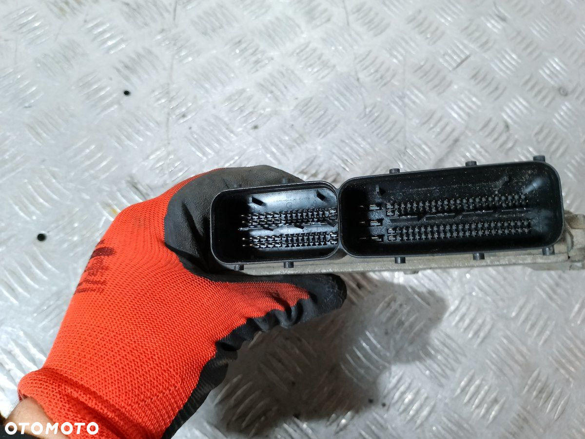 KOMPUTER, STEROWNIK FIAT PANDA II 51833809 1.3 JTD - 4