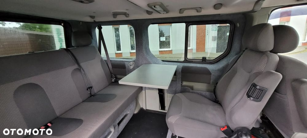 Opel Vivaro - 13