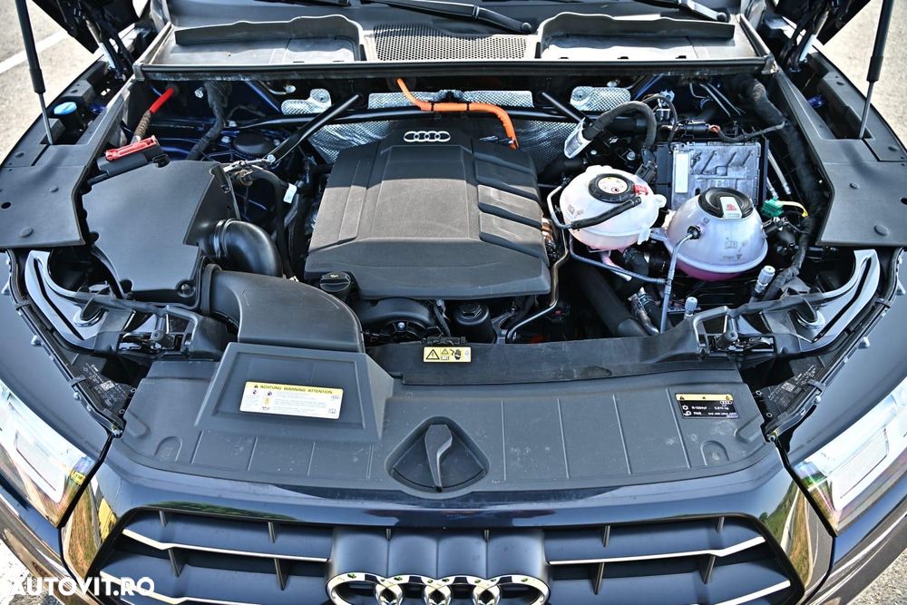 Audi Q5 55 TFSIe quattro S tronic S line business - 28