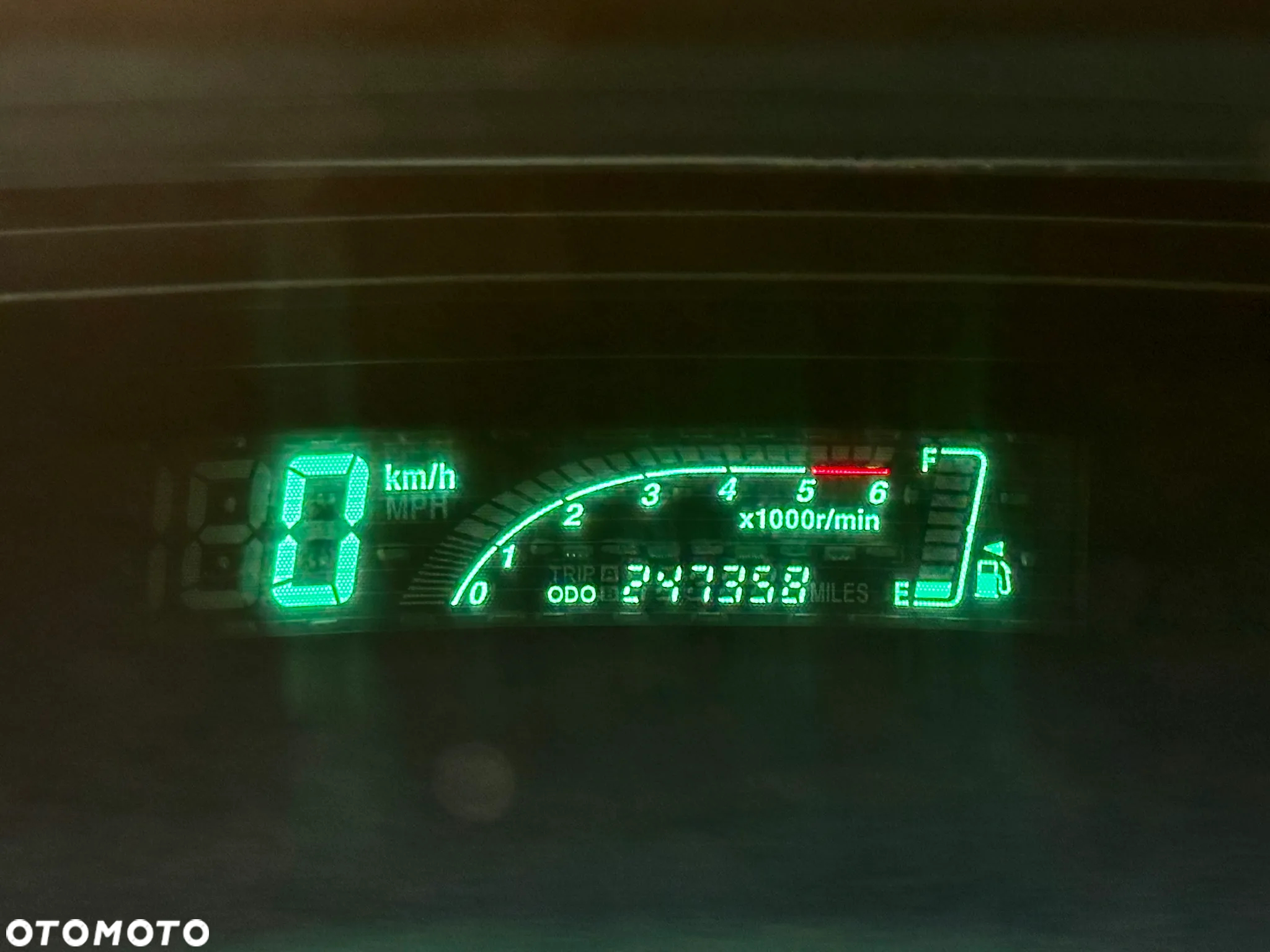 Toyota Yaris - 12