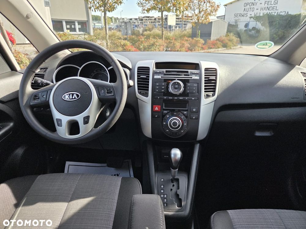 Kia Venga 1.6 L - 15